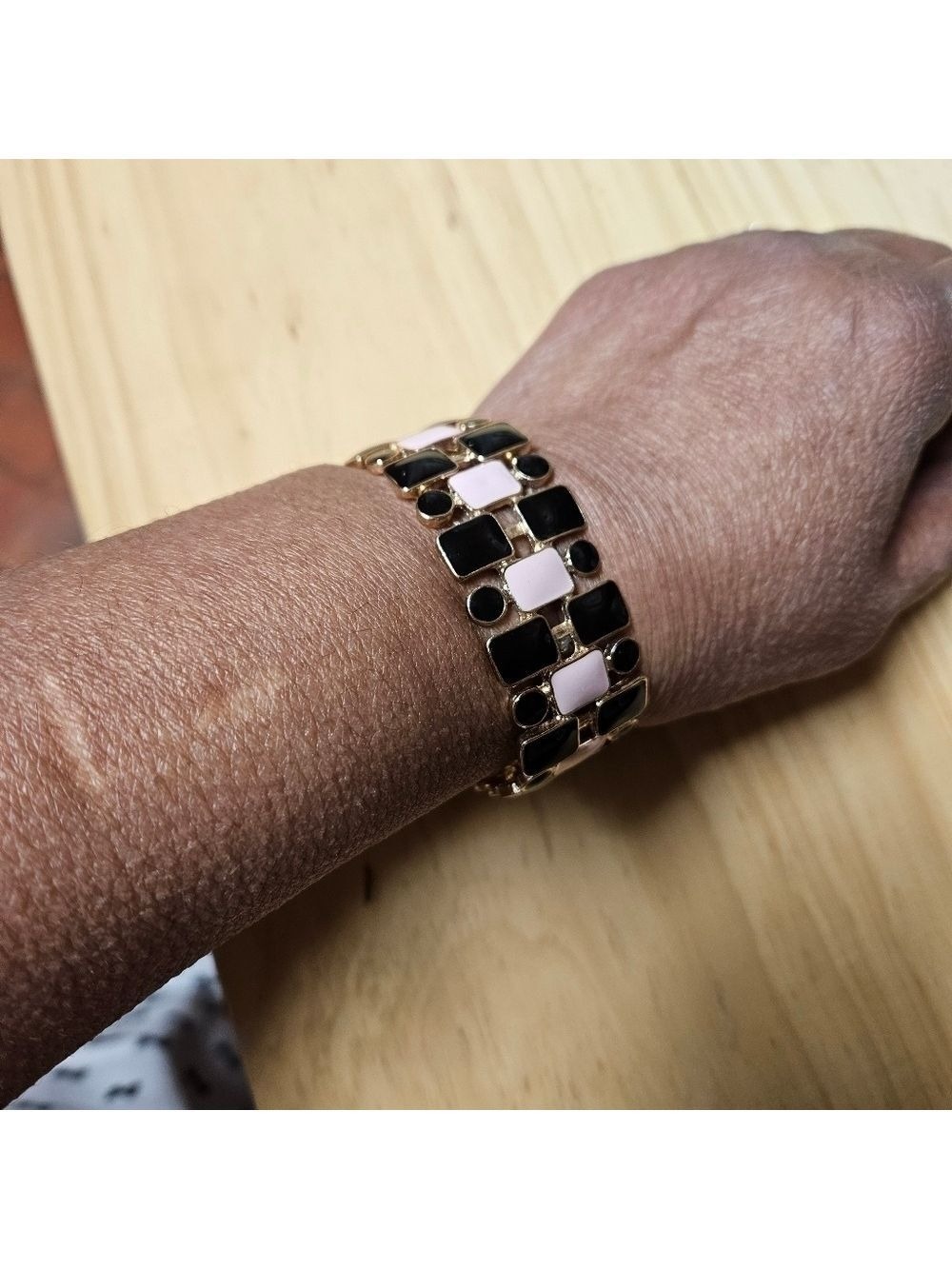 Vintage Avon Baby Pink & Black Enamel Stretch Bracelet